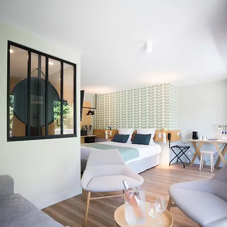 T Boutique 3* Arcachon