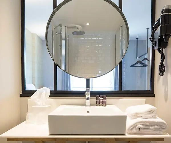 T Boutique 3* Arcachon